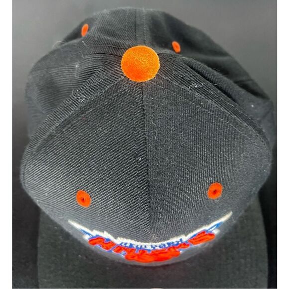 Mitchell & Ness NY Knicks fuzzy underside brim adjustable hat - Picture 3 of 12